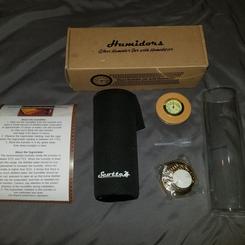 Cigar Scott Black Humidor Set with Humidifier